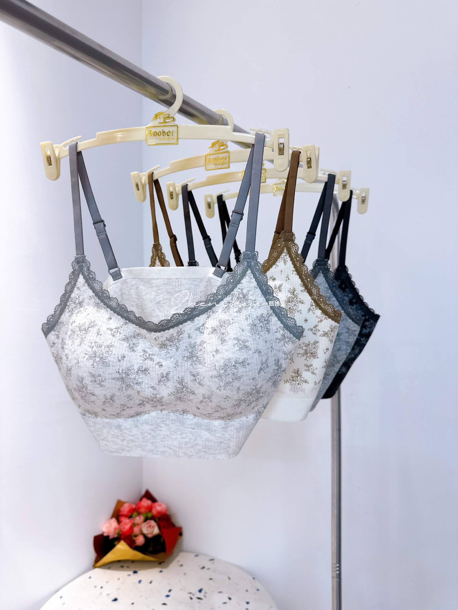 田园碎花蕾丝纯欲花边拼接吊带背心内衣女聚拢内搭上衣抹胸文胸罩