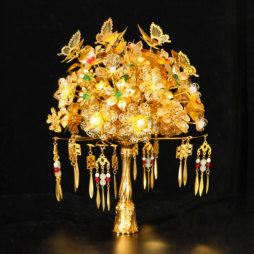 金色中式新娘手捧花送礼