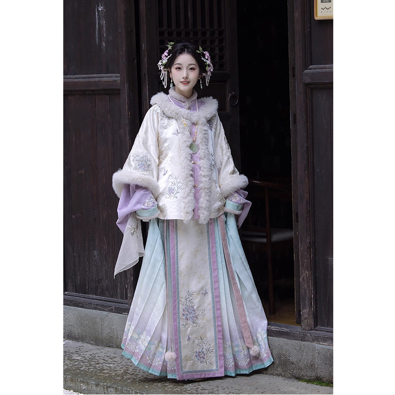 汉服女圆领半袖立领琵琶袖内搭一片式马面裙加厚冬款古风2025新款