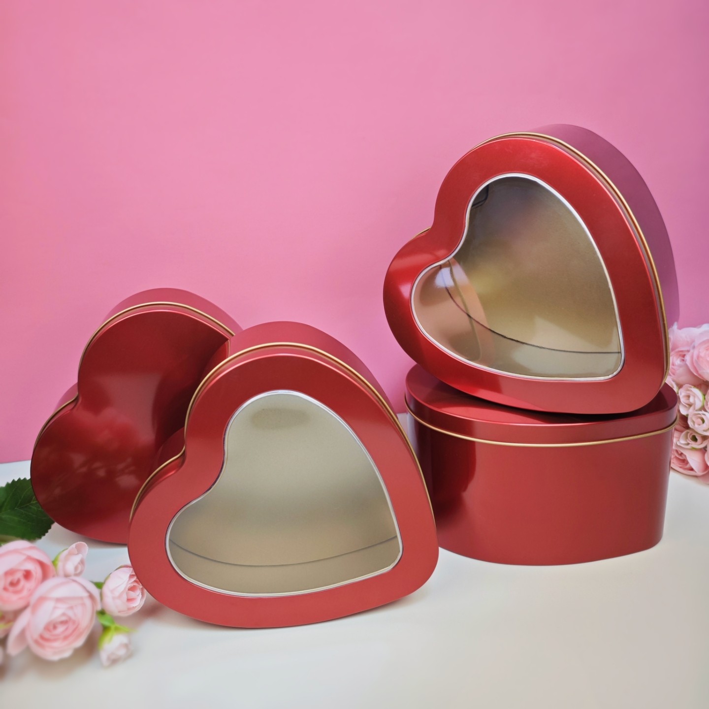 现货情人节巧克力礼物盒红色心形开窗马口铁盒烘焙曲奇饼干喜糖盒