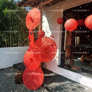 红色绸布伞新年装饰摆件古风拍照道具春节户外庭院布置中国风挂饰