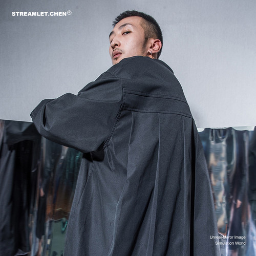 百叶褶廓形两色宽松衬衫