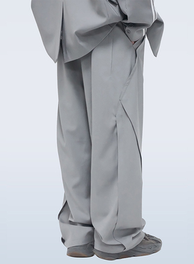 STR:TROUSERS/结构破坏 24裁片空间立体断剪 直筒长款纯色西裤