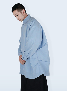STREAMLET.CHEN:褶皱工艺廓形衬衫