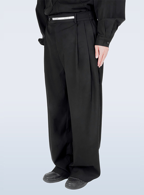 STR:TROUSERS/680D订制面料 流线型立体剪裁 百叶褶纯色休闲西裤