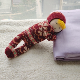 学前教育作业！手工缝制的袜子娃娃玩偶成品安抚睡梦娃娃