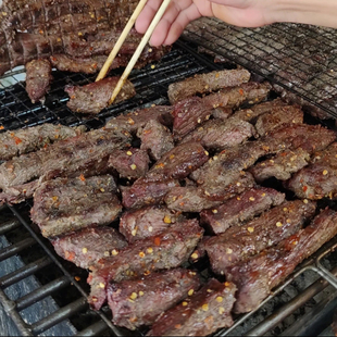 云南高原黄牛干巴烤熟牛肉干普洱磨黑炭烤牛干巴麻辣 80克 椒盐味