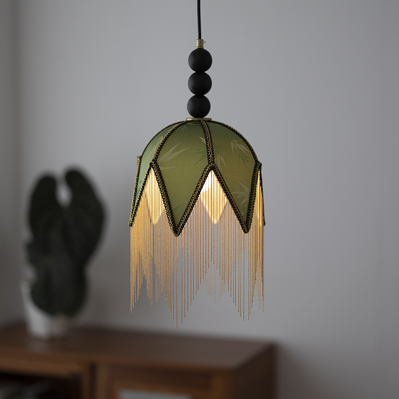 金艺实木布艺中古风床头流苏吊灯