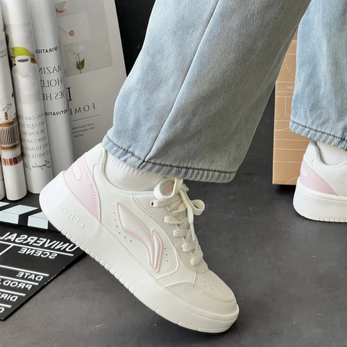 李宁元宝pure苏酥板鞋女浮舟小白鞋秋冬休闲鞋舒适软弹轻质滑板鞋