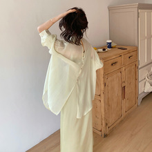 浅绿色薄款防晒衣吊带连衣裙套装女夏2025新款法式温柔风露背衬衫