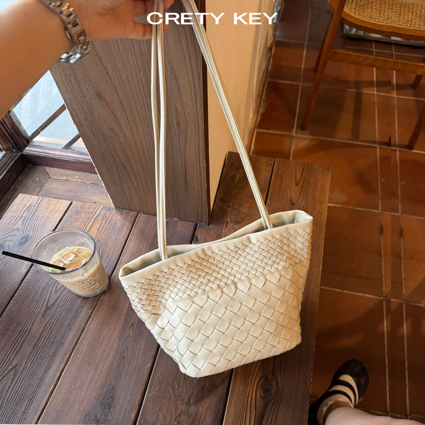 头层羊皮编织水桶菜篮子包女大容量通勤包托特包真皮单肩腋下包包