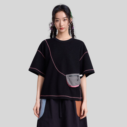 MOVEUP幻走2026春季新款.FUN系列圆领撞色线包包设计短款T恤女