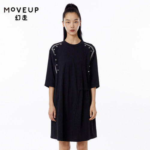 MOVEUP幻走2023春季新款.FUN系列圆领绣花明线宽松休闲针织连衣裙