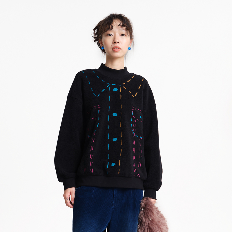 MOVEUP幻走2025冬新款.FUN系列小高领绣花罗纹微收短款卫衣女