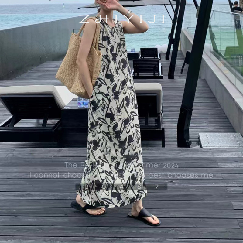 专柜复古慵懒风印花连衣裙 露背设计感海滩沙滩裙度假风性感长裙