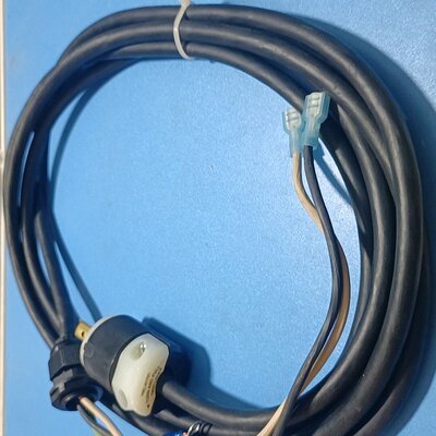 议价-美国荷宝HBL4570C三极插头,3米卡罗拉三线电线。2.0-可维修