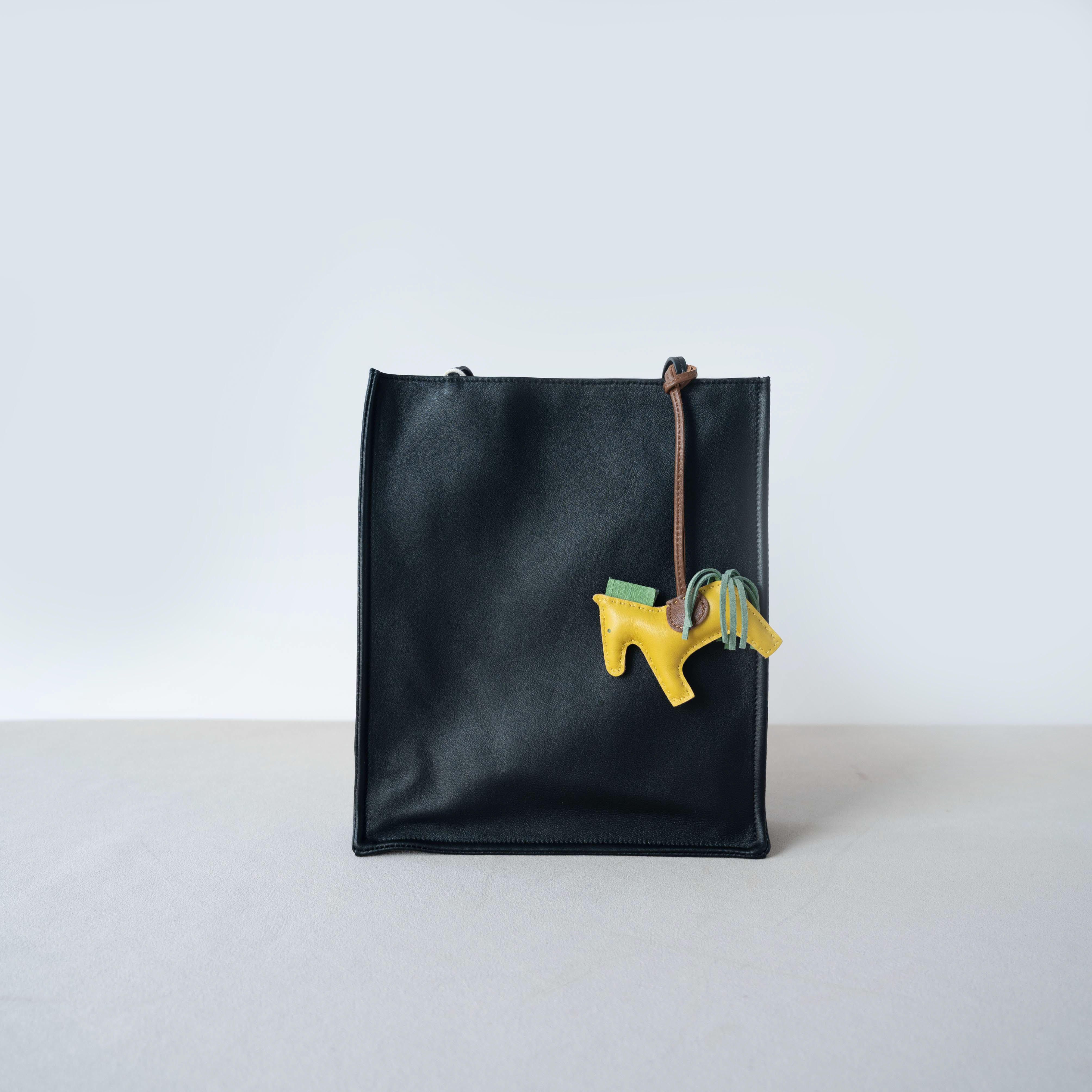 秋冬新品小羊皮软糯简约时尚通勤托特包