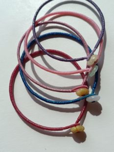 手工编织0.55洒金蜡线金刚结手链花花扣头简约时尚情侣送闺蜜礼物