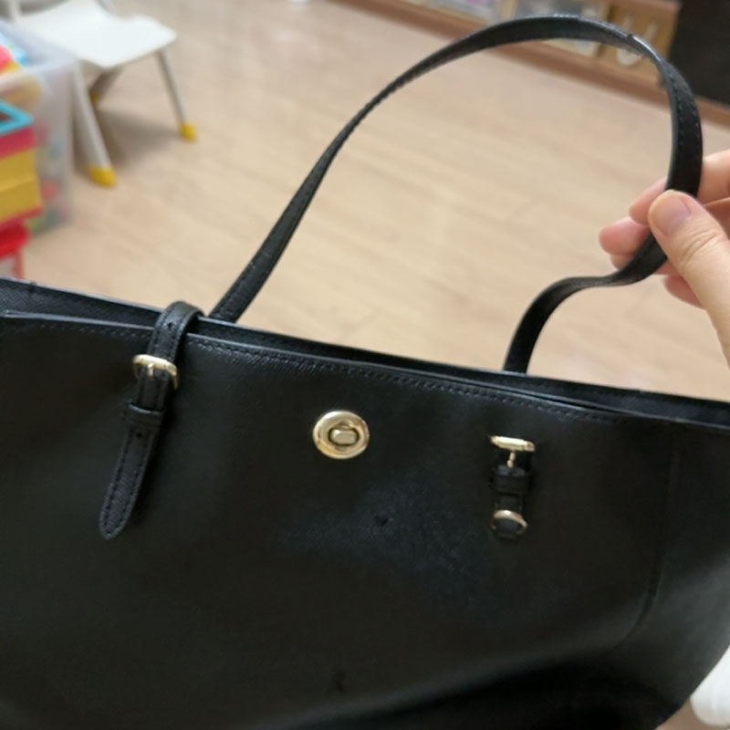 适用于蔻驰购物袋替换肩带coach黑色手掌纹托特包包带头层牛皮