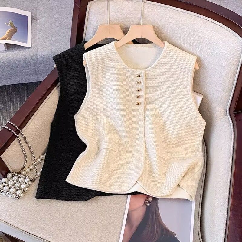 针织马甲2026商场同款春季新款时尚金扣马夹高级感外穿无袖上衣女,女装/女士精品,马夹,淘宝优惠券,粉丝福利购,淘宝优惠卷