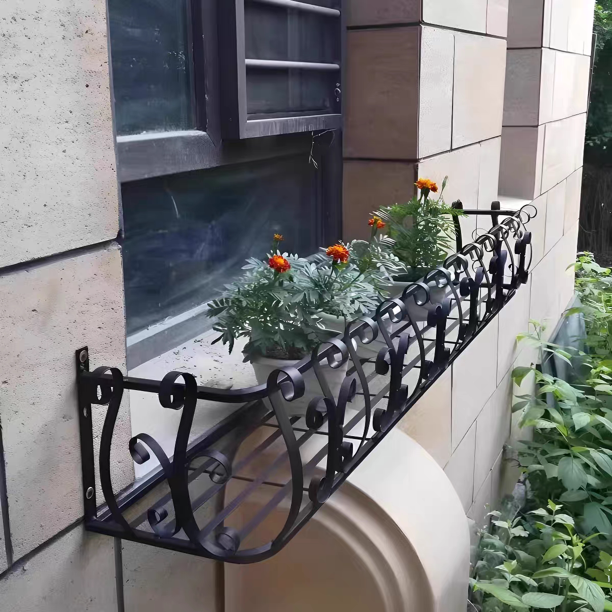 户外欧式铁艺墙壁花架阳台壁挂装饰收纳架创意窗台金属花盆植物架