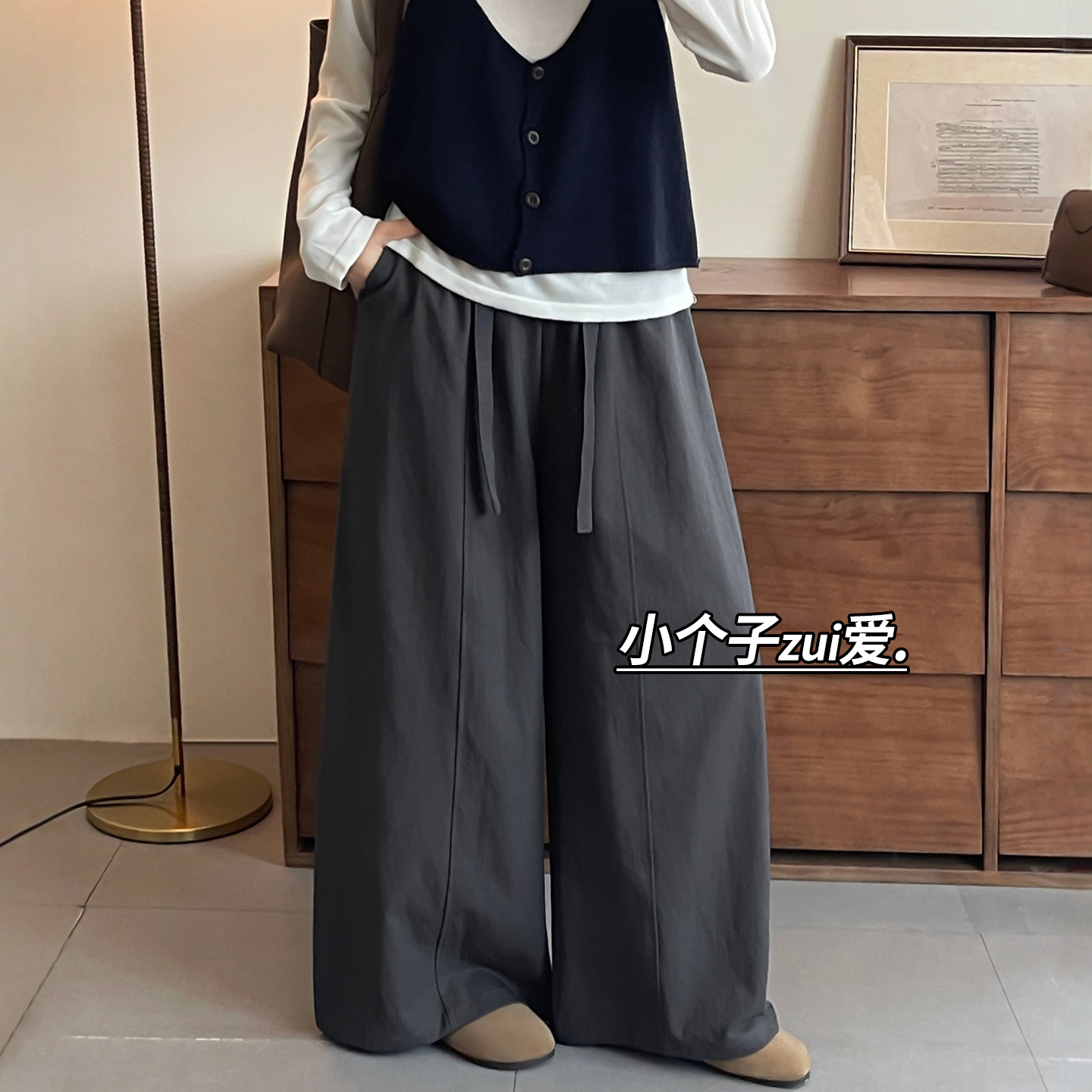 灰色高级感直筒阔腿裤女2025新款