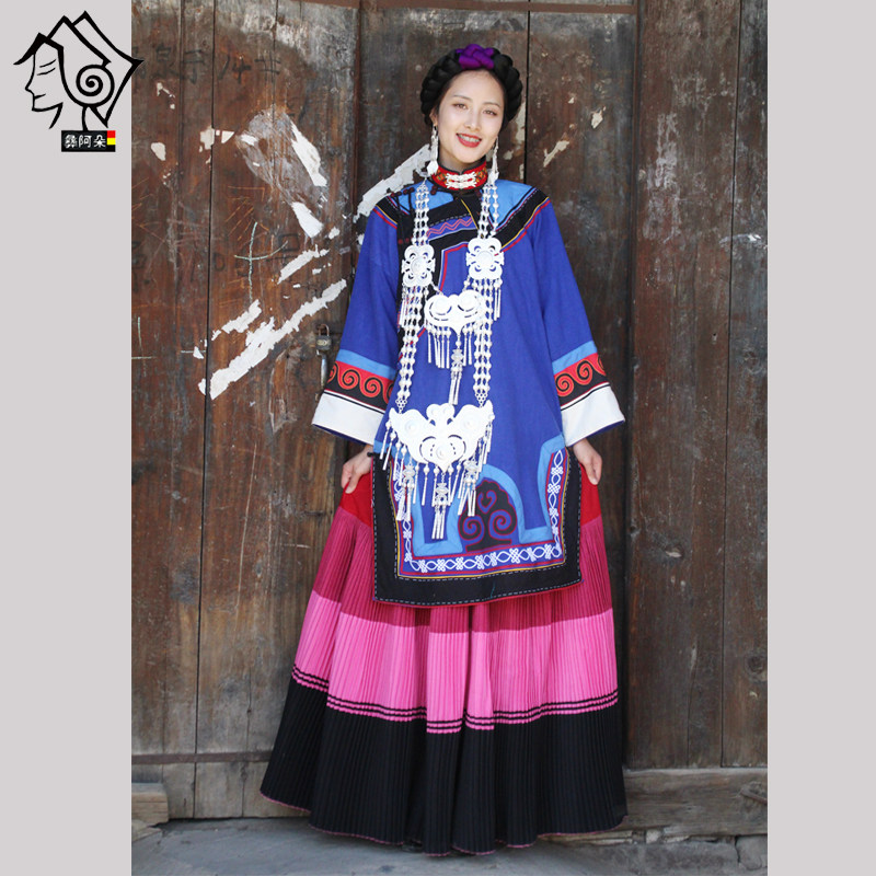 凉山彝族服装女套装蓝色粉色复古民族风汉服棉麻手工影视剧服装