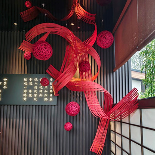 马年装饰红色灯笼竹编藤球挂饰新年氛围网红场景布置拍照道具美陈