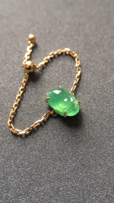 【】冰木那种金蟾18k戒指翡翠