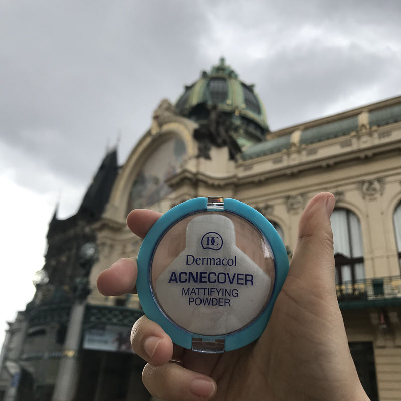 捷克Dermacol茶树qu痘遮瑕粉饼11g 痘痘肌控油定妆 布拉格直邮