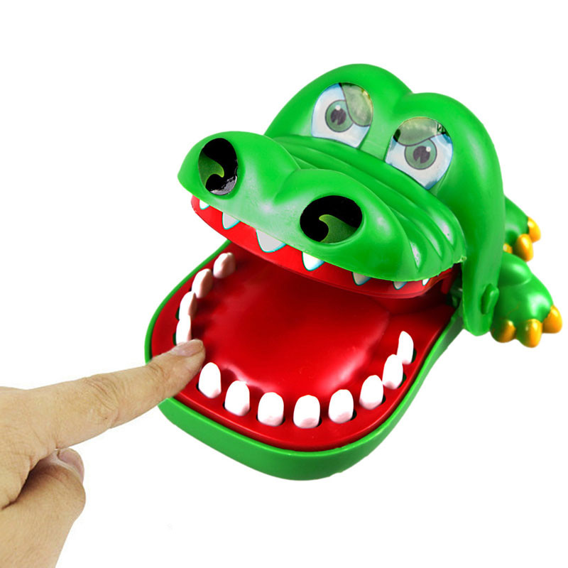 Creative Practical Jokes Mouth Tooth Alligator Hand Funny Fa