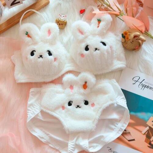 Comfortable Winter and Autumn Plush Bear-shaped Bra Set, Cut