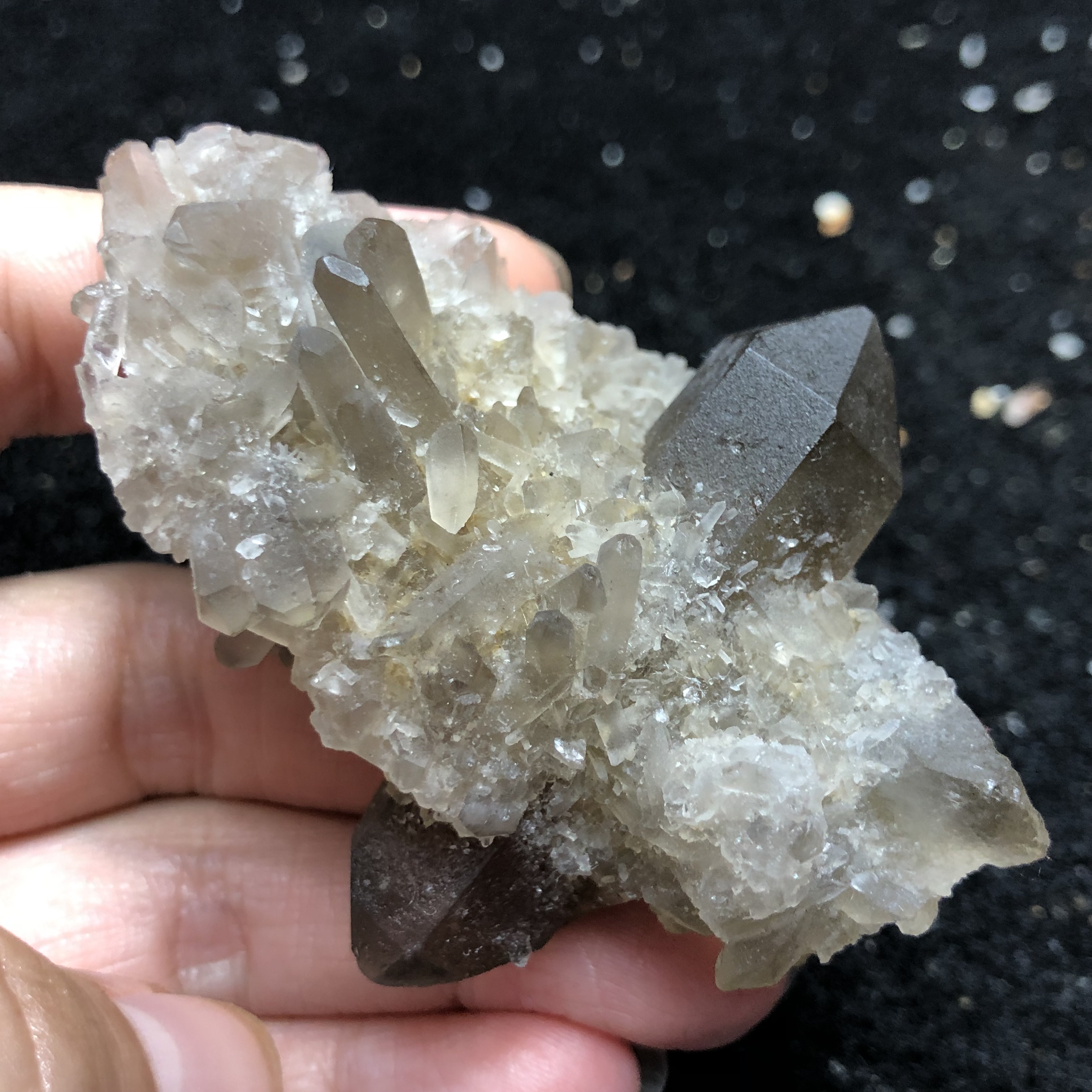 62.4gNatural crystal tea Topaz rough smoky crystal Obelisk a