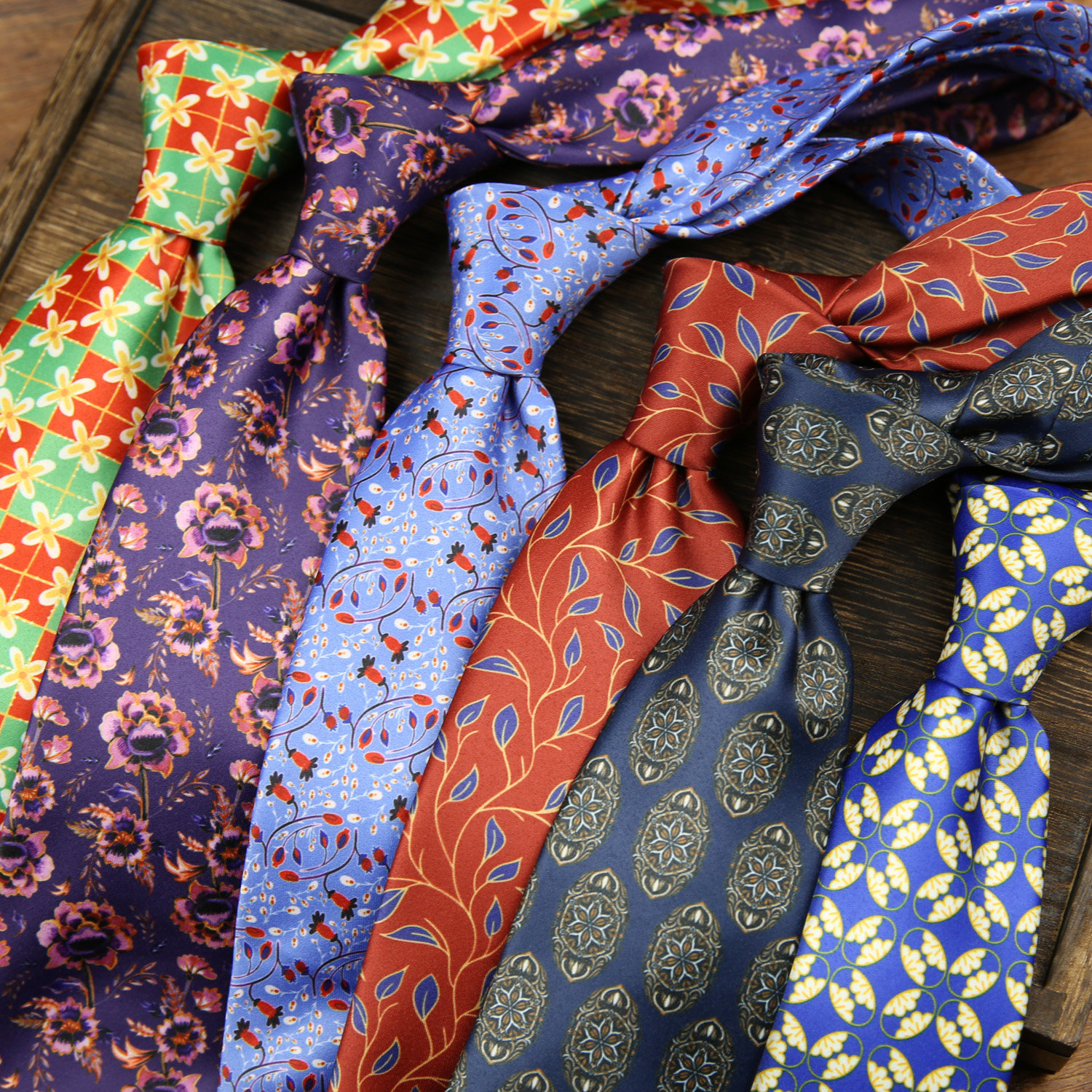 领带男休闲 数码印花8CM复古港风文艺英伦古着女生领带高性价比高么？