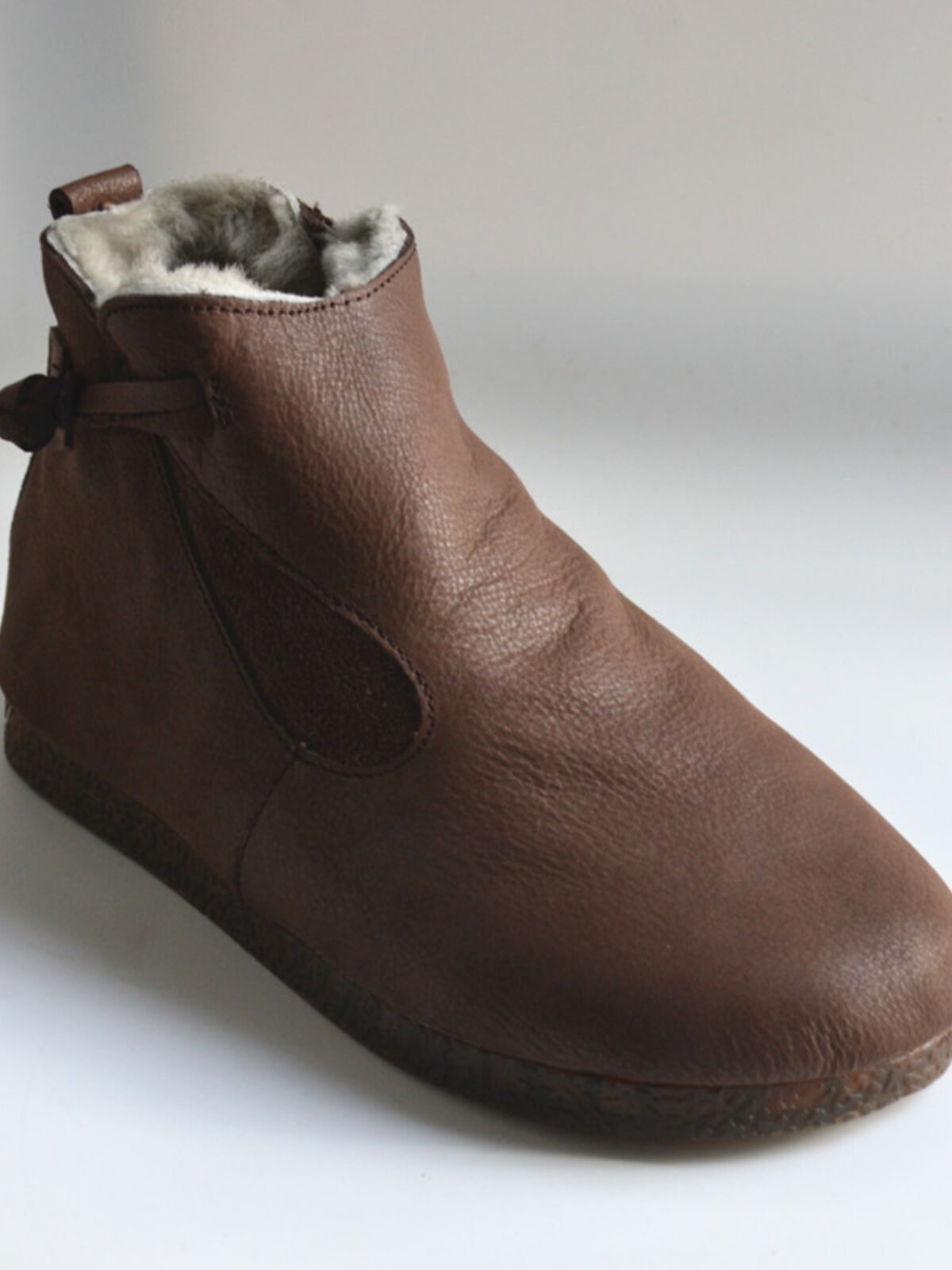 SHEEPSKIN WOOL INTEGRATED SNOW BOOTS LARGE COTTON SHOES LEATHER RETRO LITERARY BOOTS WOMENS VELVET WIDE VERSION FLAT SOLES FOREIGN TRADE ORIGINAL SINGLE