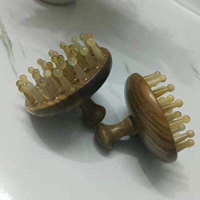 厂家直销加厚纯手工葡萄木牛角梳按摩头皮洗头刷天然经络梳助睡眠