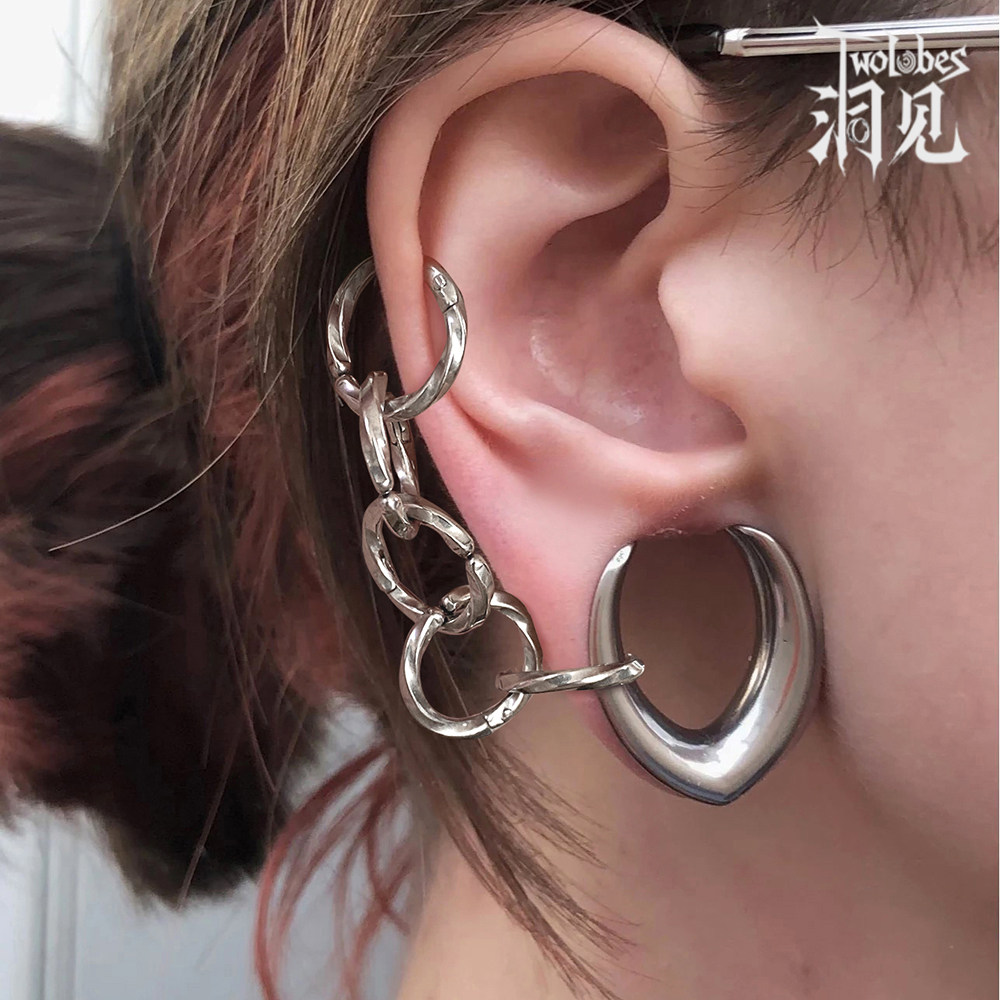 Twolobes钛钢开口麻花圆环耳环