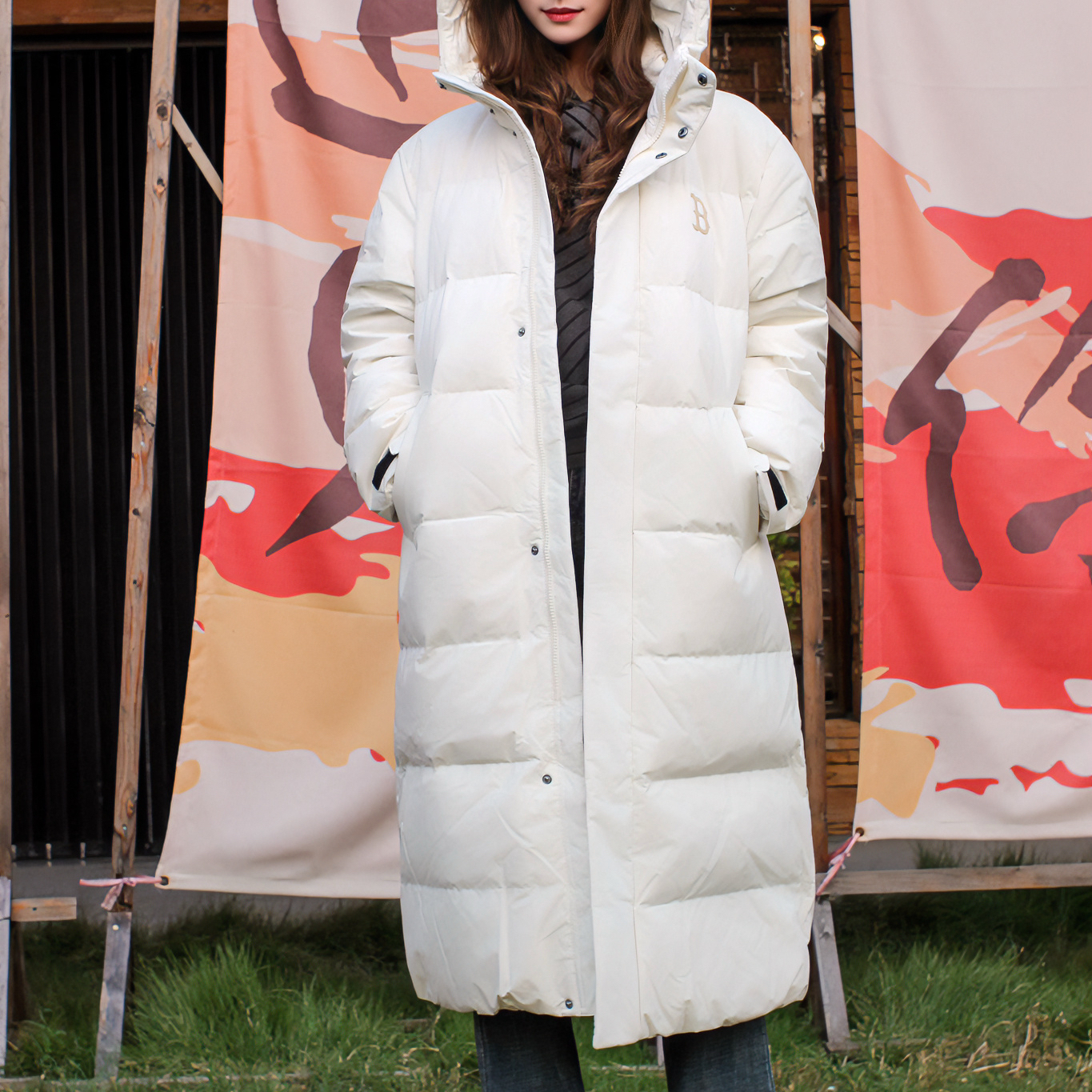 MLB25冬新款男女时尚后背大标防风防泼水连帽长款羽绒服3ADJB1156