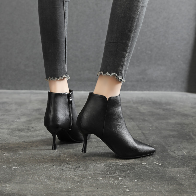 艺漫迪通勤女鞋细跟大码女鞋加肥