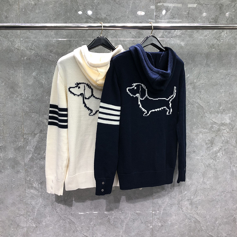 HS厚针后背小狗连帽针织开衫