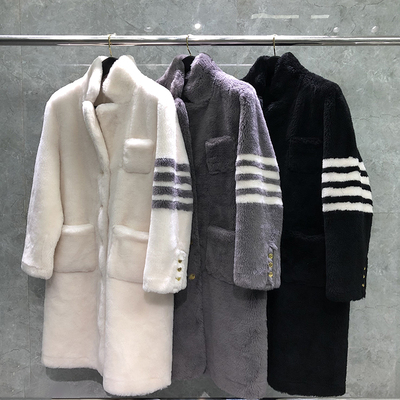 TB羊羔毛绒翻领皮毛一体大衣外套