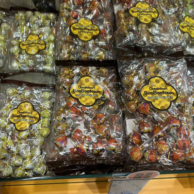 新日期日本代购道顿堀BonBonTown巧克力夹心棒棒糖抹茶牛奶味零食