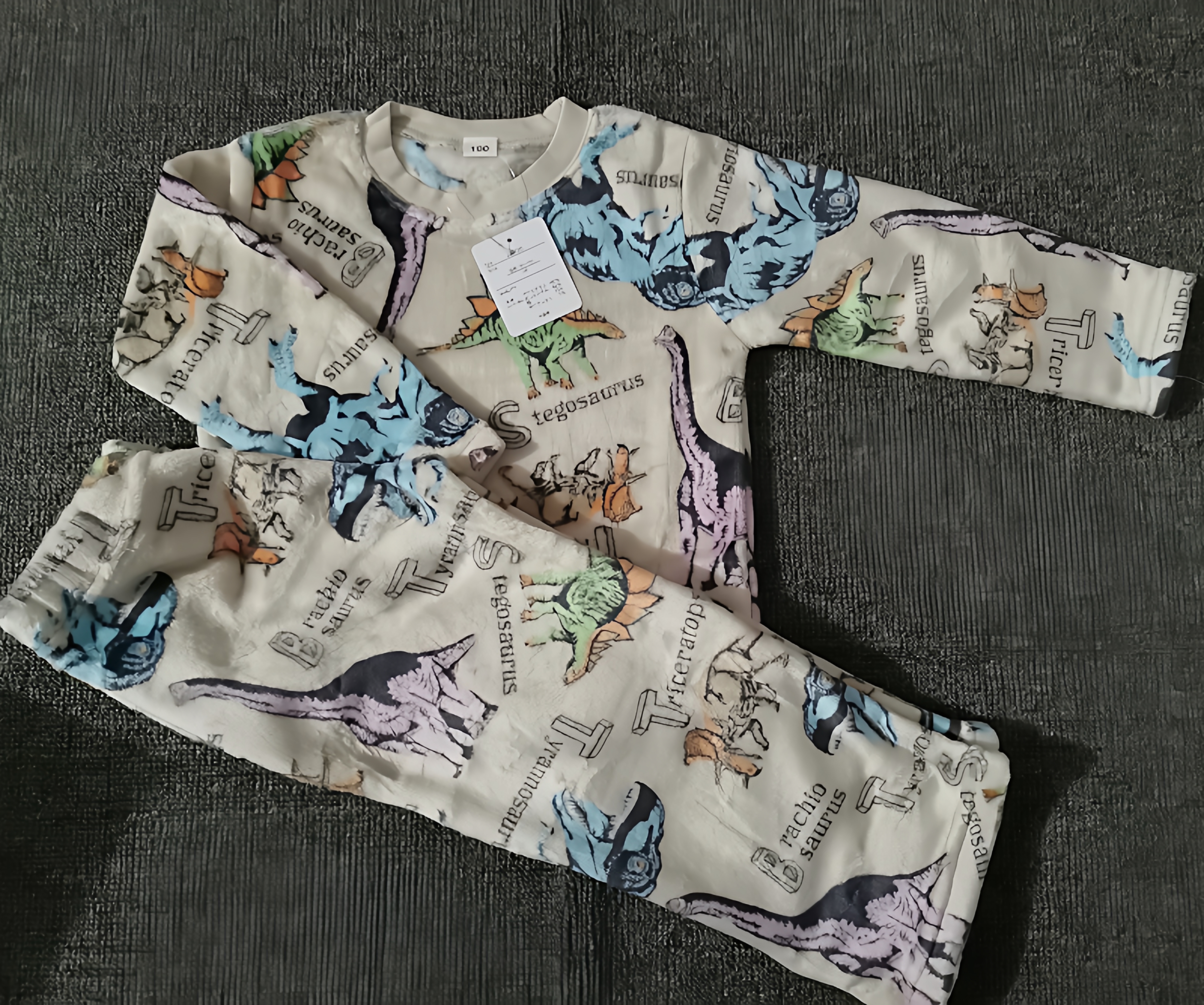 出口新款秋冬儿童法兰绒家居套装保暖男女童睡衣睡裤100-130包邮