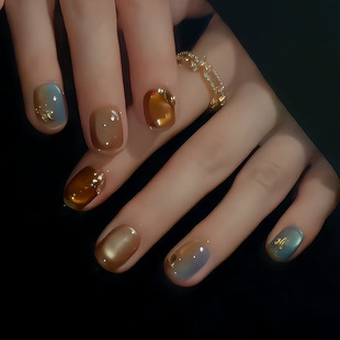 秋叶喃秋冬高级感琥珀晕染原创设计糖果色猫眼纯手工穿戴甲豆豆甲