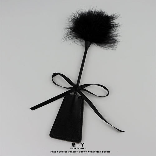 羽毛挑逗小皮拍子情侣玩具