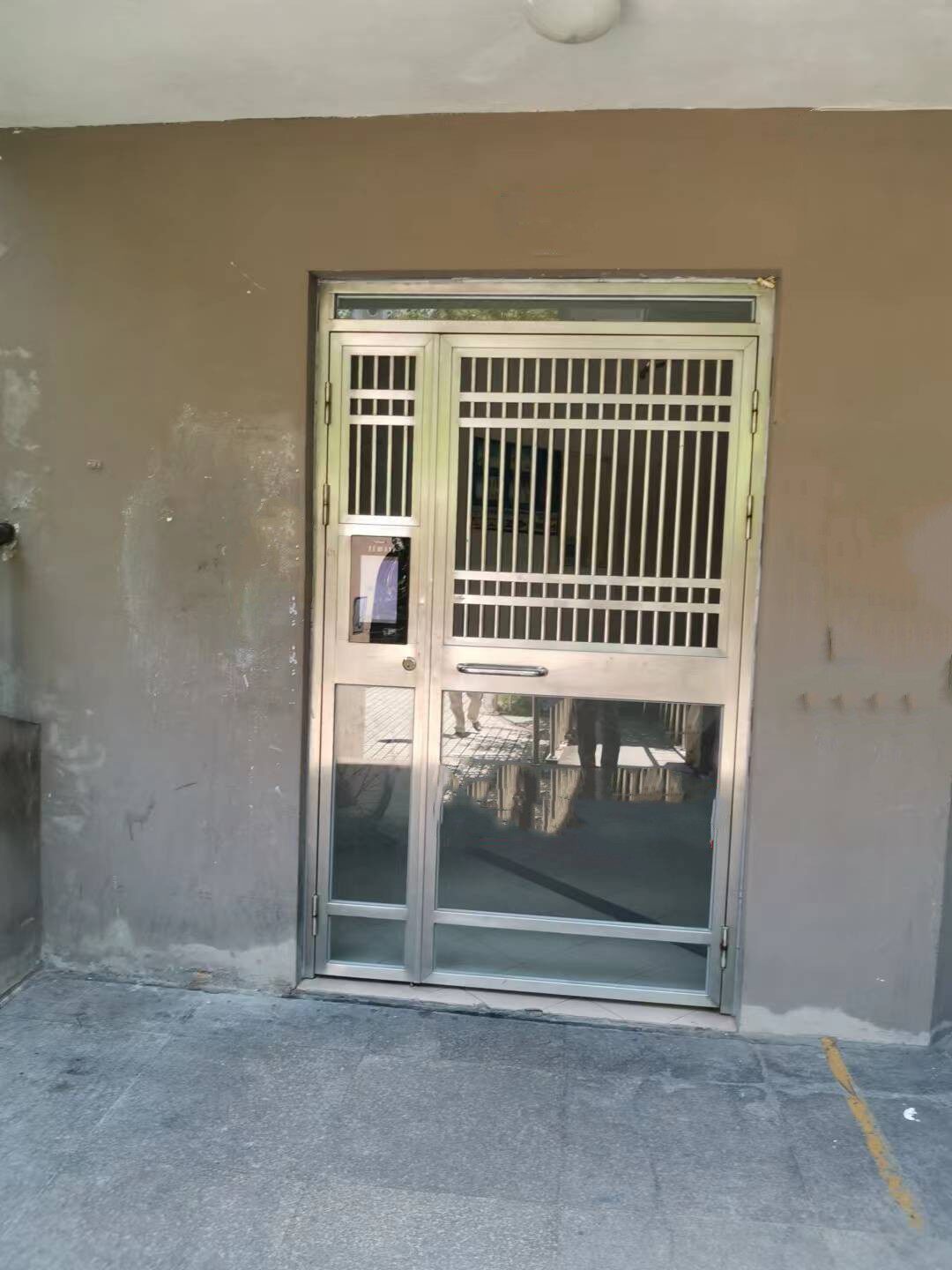 上海小区单元电控门栅栏防盗楼宇对讲门,不锈钢防盗门,电梯门