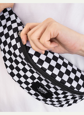 VANS范斯 新品棋盘格男女胸包腰包单肩斜挎包 VN0A45GXHU0