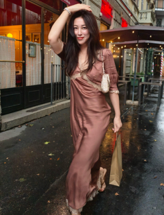 朱珠明星同款RIXO 女士中长连衣裙Annina蕾丝边缎面拼接礼服长裙