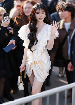 anna田中杏奈同款 复古宫廷法式V领蕾丝花边荷叶边连衣裙连体裤