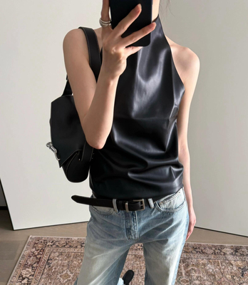 SIP 高品质设计师品牌黑色露肩挂脖皮背心女夏季气质短款露背上衣